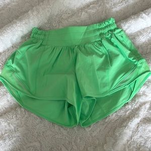Lululemon bright green low rise, 2.5 hotty hot shorts